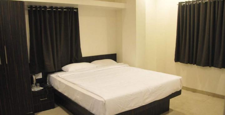 Hotel Avon International